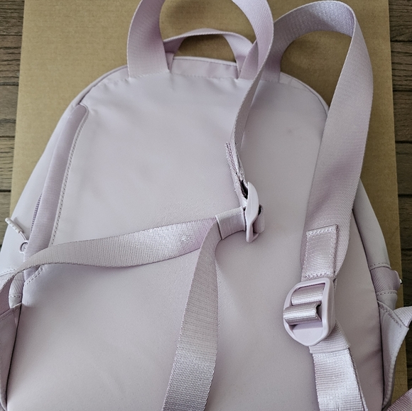 City Adventurer BackpackMini 11L - Picture 6 of 7